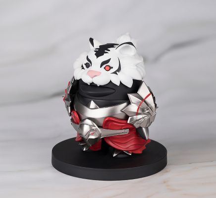 QQ*完美世界联名公仔