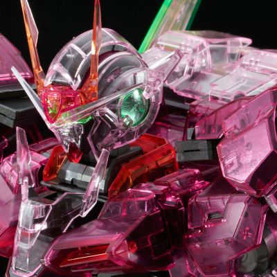 PG 机动战士高达00 GN-0000 00高达 &GN-0000 00高达&GN-0000 + GNR-010 00斩击强化模组 Trans-Am模式Raiser Clear Color Body
