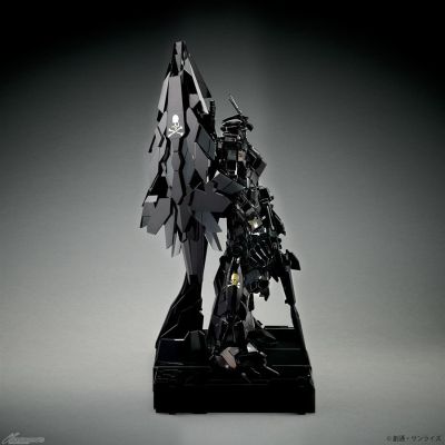 PG 机动战士高达UC: ONE OF SEVENTY TWO RX-0独角兽高达3号机菲尼克斯 Mastermind Japan Ver. 