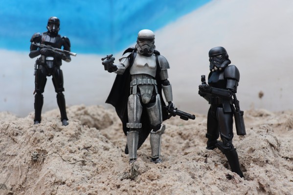 S.H.Figuarts 暗影冲锋队