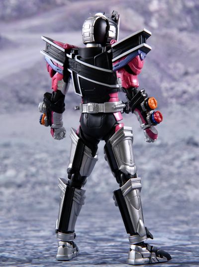 S.H.Figuarts 假面骑士：时王 假面骑士时王 帝骑装甲