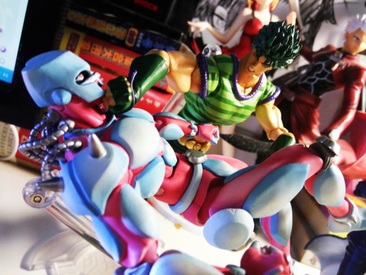 超像可动 JOJO的奇妙冒险 第四部 不灭钻石 疯狂钻石