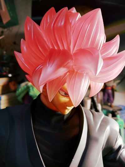 巨型系列  黑悟空（超级赛亚人桃红）