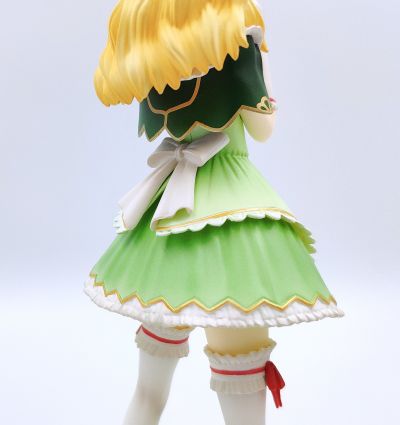 艾尔米娜・罗德利亚