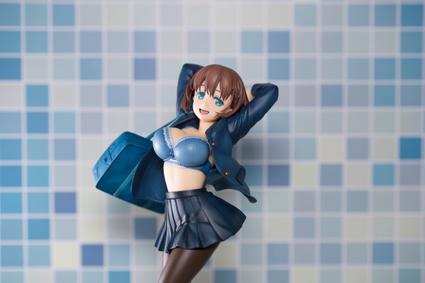 星期一的丰满 小爱