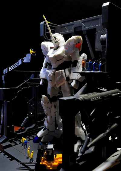 RG 1/144  高达基地专属商品 RX-0 独角兽高达 TWC版