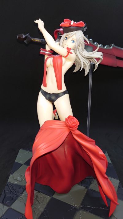 噬神者2 	艾莉莎・伊莉妮琪娜・奥美拉 深紅纪念礼服Ver.