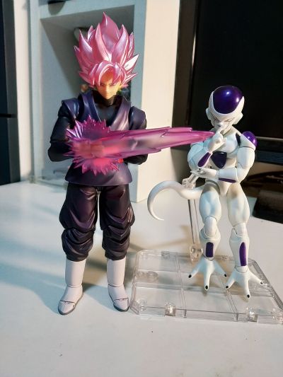 S.H.Figuarts 龙珠超 超级赛亚人桃红 扎马斯/黑悟空 活动独家配色版