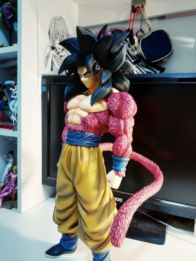 巨型系列 龙珠GT 孙悟空 超级赛亚人4 特别配色版