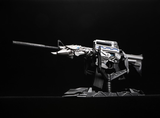 穿越火线 M4A1—雷神 枪模手办