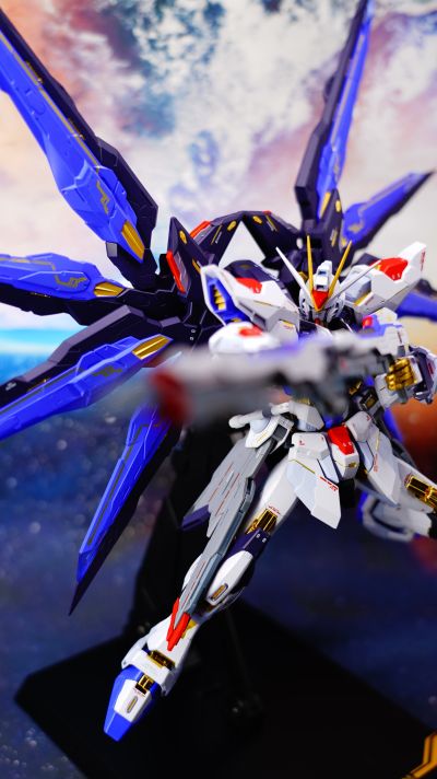 METAL BUILD 机动战士高达SEED Destiny ZGMF-X20A 强袭自由高达