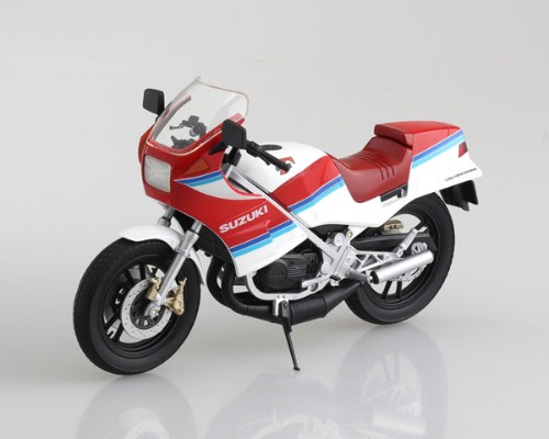 1/12 完成品摩托系列 铃木 RG250 Gamma 红白色