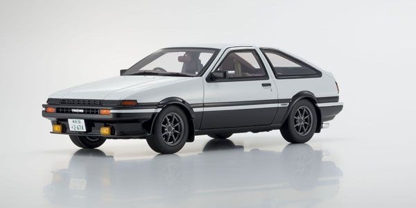 KYOSHO 原创 1/18 新剧场版 头文字D 丰田 Sprinter Trueno AE86 ＆ 藤原拓海手办