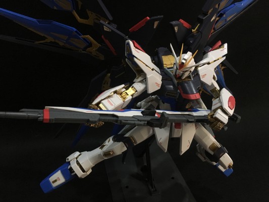 PG 机动战士高达SEED DESTINY  强袭自由高达