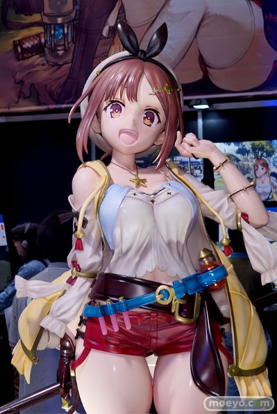 莱莎的炼金工房:常暗女王与秘密藏身处 莱莎琳・斯托特