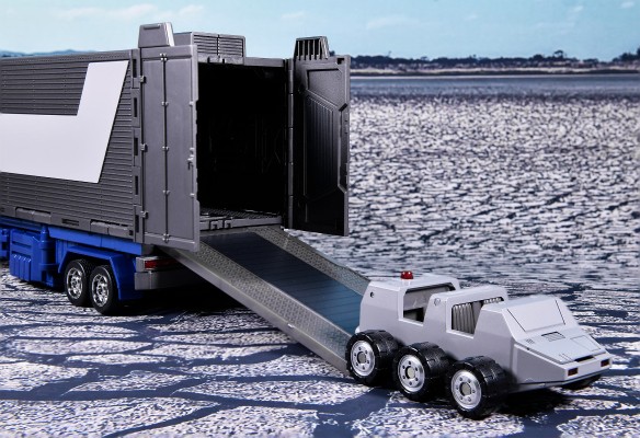 变形金刚MP系列 MP-44 擎天柱 Ver.3.0