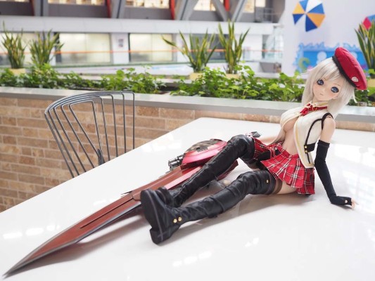 Dollfie Dream DD 噬神者2 艾莉莎・伊莉妮琪娜・奥美拉