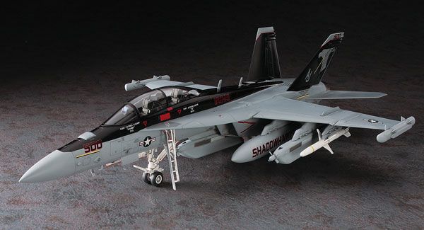 1/48 美国 EA-18G电子战机 咆哮者