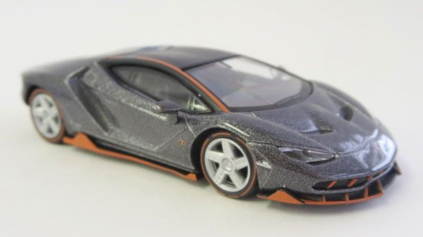 1/64 兰博基尼 Centenario 黑色/橘色