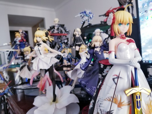 命运之夜 无限剑制 Saber 白礼服