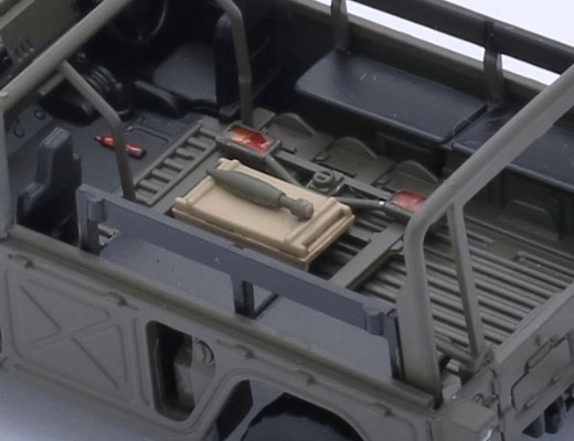 1/72 军用系列 No.20 日本 陆上自卫队 重迫牵引车＆120mm迫击炮RT 