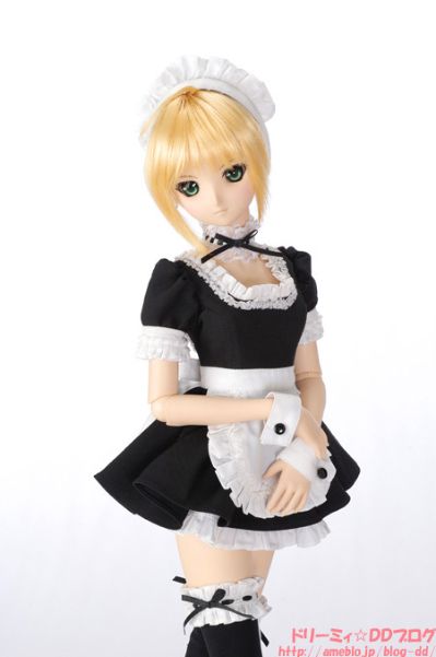 Dollfie Dream DD 命运-虚空明镜 阿尔托莉雅·潘德拉贡