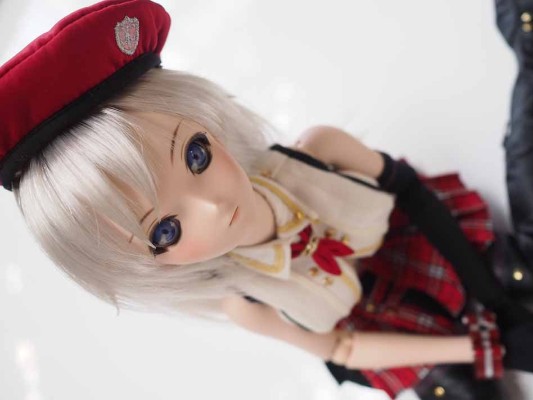 Dollfie Dream DD 噬神者2 艾莉莎・伊莉妮琪娜・奥美拉