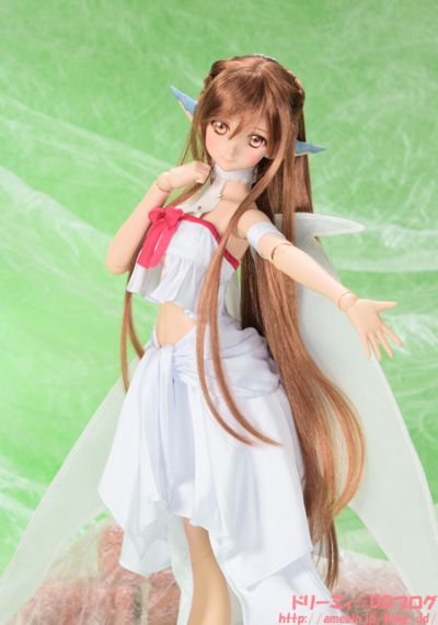 Dollfie Dream DD 刀剑神域 亚丝娜 蒂塔妮亚