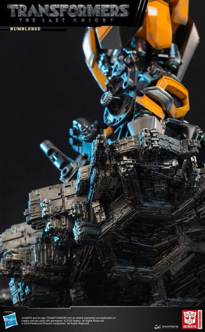 DAMTOYS 经典系列 CS013 《变形金刚5：最后的骑士》 23寸大黄蜂 雕像