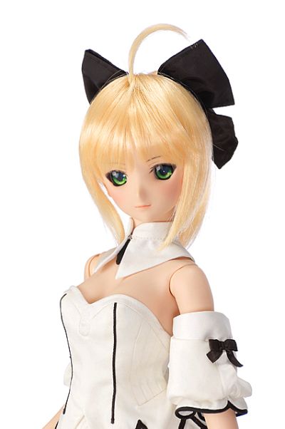 Dollfie Dream DD 命运-无限代码 阿尔托莉雅·潘德拉贡〔Lily〕