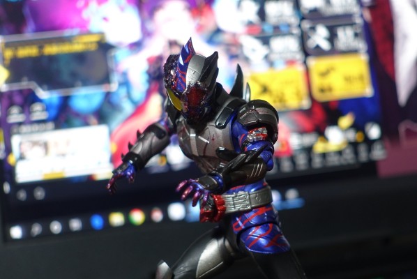 S.H.Figuarts   假面骑士亚马逊尼奥 （Amazon.co.jp独家版）