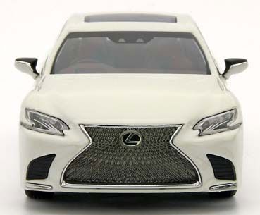 1/43 雷克萨斯 LS500 (声波石英/白珍珠)