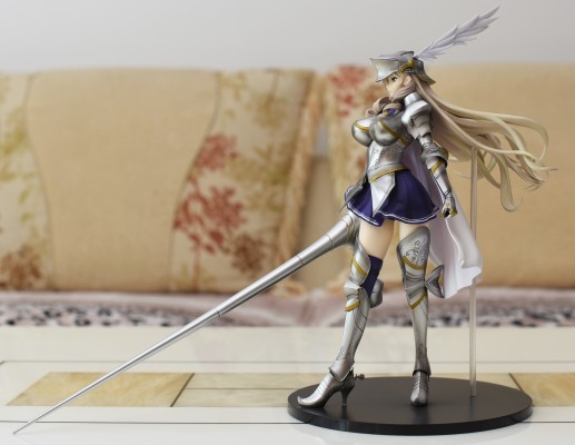 少女骑士物语 	苏莉亚·库玛尼·爱因特里