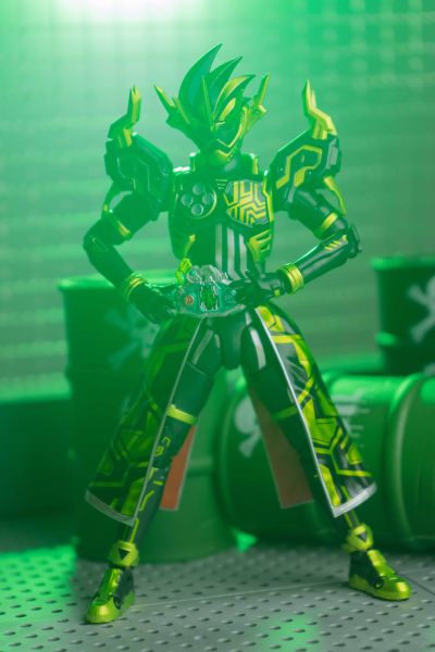 S.H.Figuarts   假面骑士刀剑 阿拉基那神灯