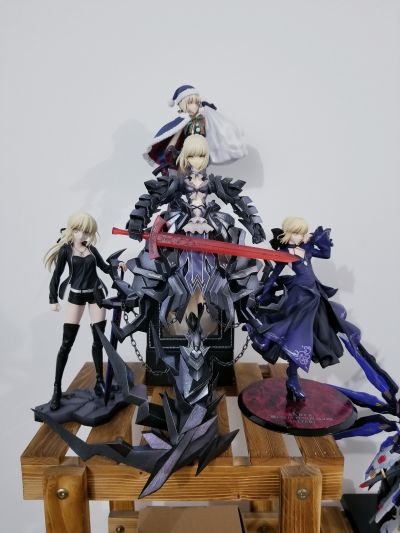 命运之夜 无限剑制 Saber 白礼服