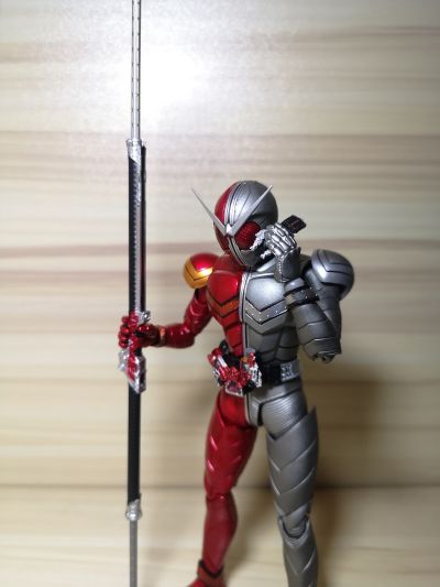 S.H.Figuarts(真骨雕制法)   假面骑士双骑 狂热金属形态