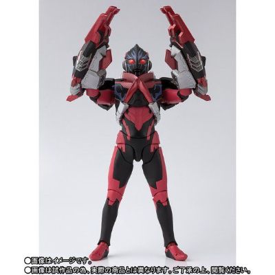 S.H.Figuarts 奥特银河格斗 新生代英雄 黑暗艾克斯奥特曼+黑暗哥莫拉装甲