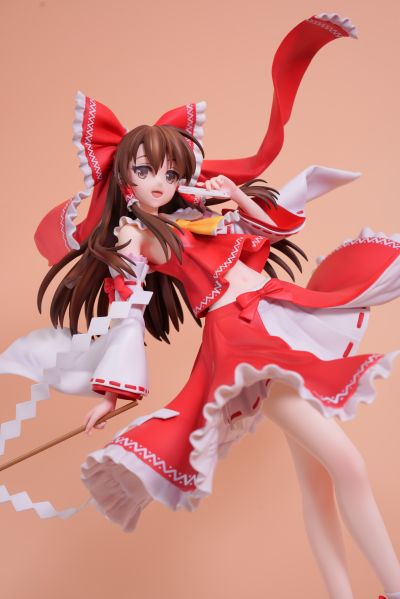 FREEing 博丽灵梦 1/4