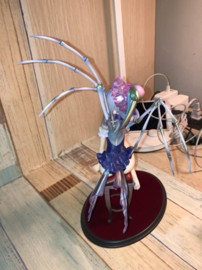 怪物少女2 “鹈鹕-Pelecanus”