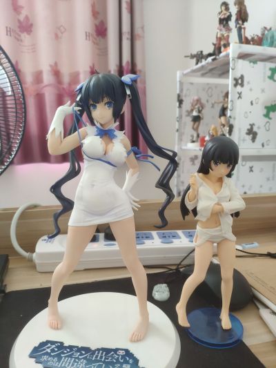 期待在地下城邂逅有错吗  赫斯缇雅