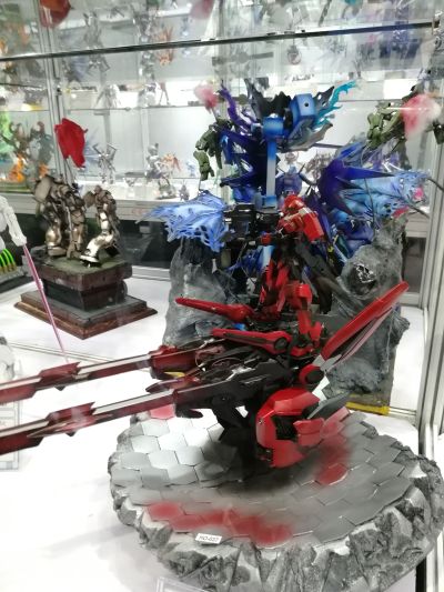 MMS543D33 / MMS543D33B 《复仇者联盟4：终局之战》钢铁侠Mark 85 战损版