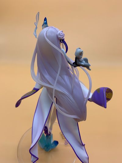Re：从零开始的异世界生活 爱蜜莉雅
