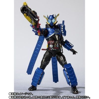 S.H.Figuarts 假面骑士：创骑 假面骑士创骑 双坦形态