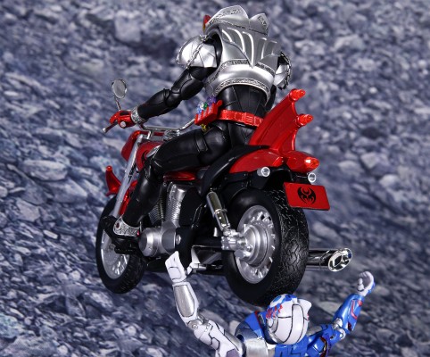 S.H.F MACHINE KIVA 机车&玉座 小提琴配件套装（魂限）