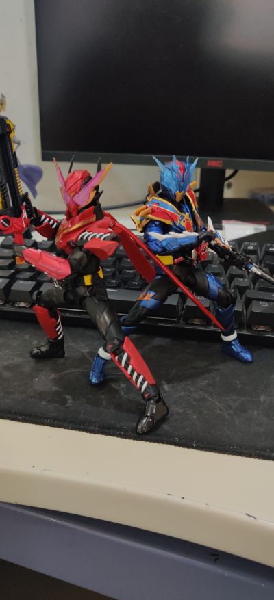 S.H.Figuarts 假面骑士创骑 假面骑士至尊克罗兹