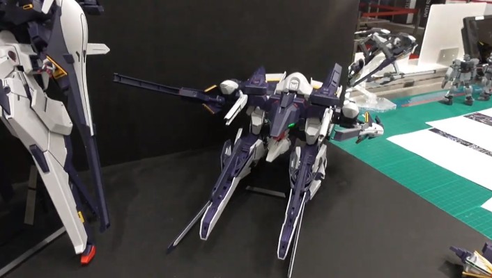 HG 提坦斯的旗下 TR-6高达 [海瑟斯雷Ⅱ·拉]