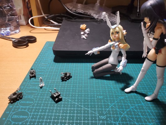 机甲少女  猎刃