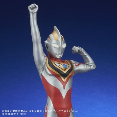 奥特新生代 盖亚奥特曼 (V2) 登场造型