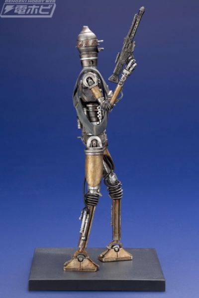 ARTFX 曼达洛人 IG-11