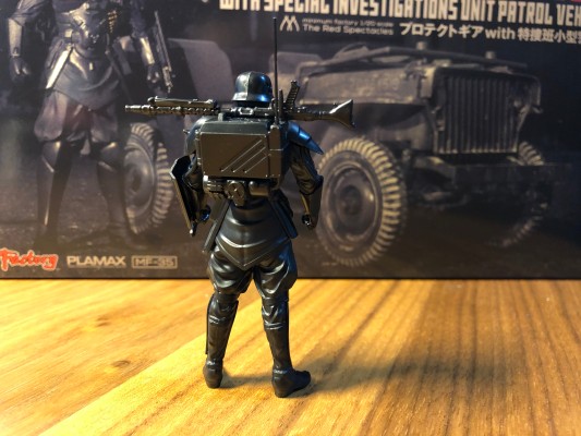 PLAMAX MF-35 minimum factory PROTECT GEAR 红眼镜Ver.＆特搜班小型巡逻车